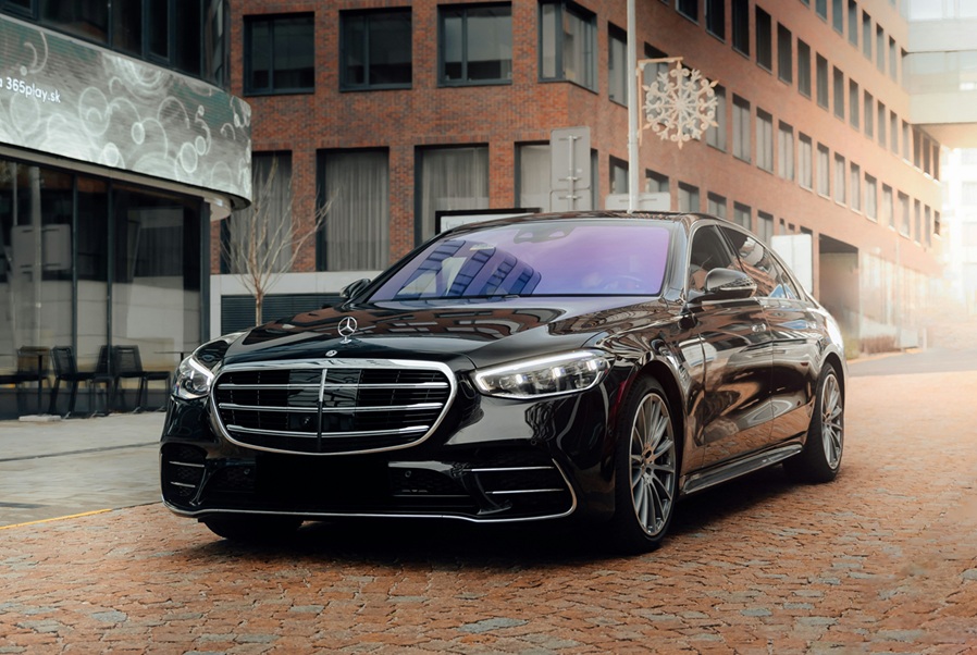 Mercedes-Benz STAR Diagnosis Explained: What Happens When We Plug Into Your Car and What Those Fault Codes Actually Mean